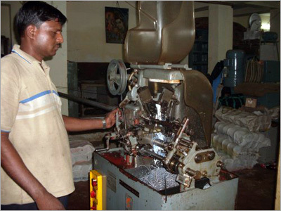 ऑटोमोटिव पार्ट्स और कंपोनेंट्स