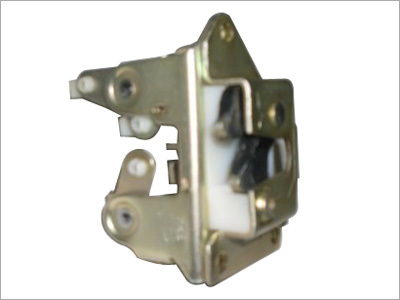 निर्मित ऑटोमोटिव भाग