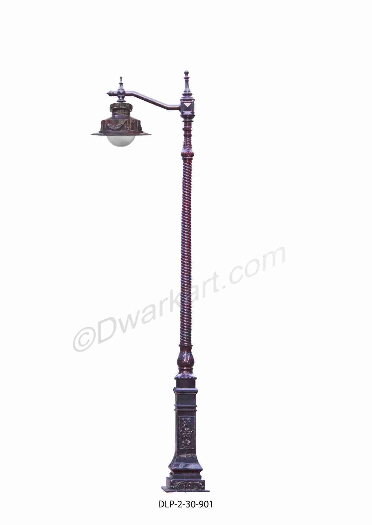 Sinoli Cast Iron Lamp Post With Bracket And Light