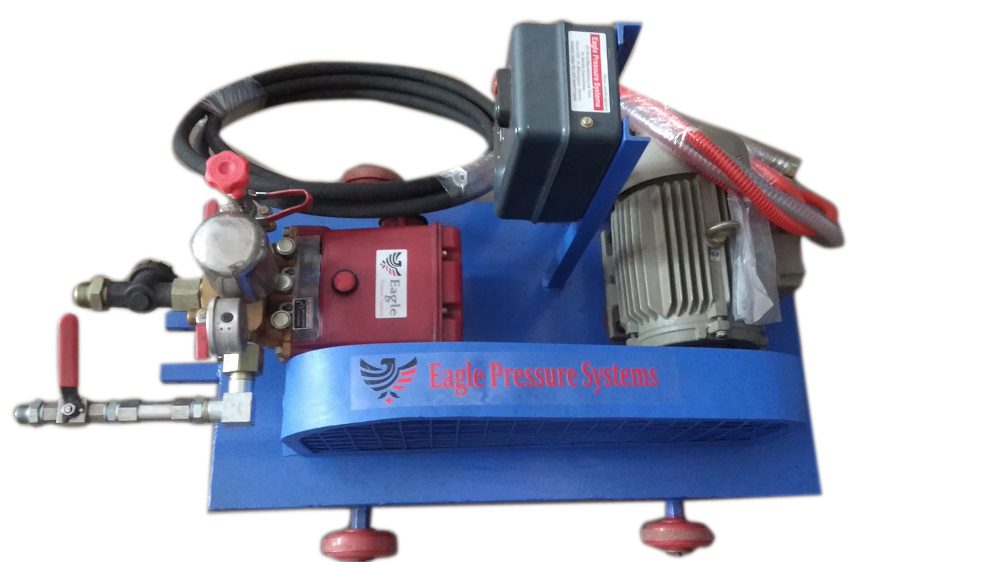 35 Bar Electric Hydro Test Pump - Color: Blue