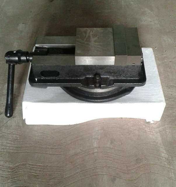 Machine Vise