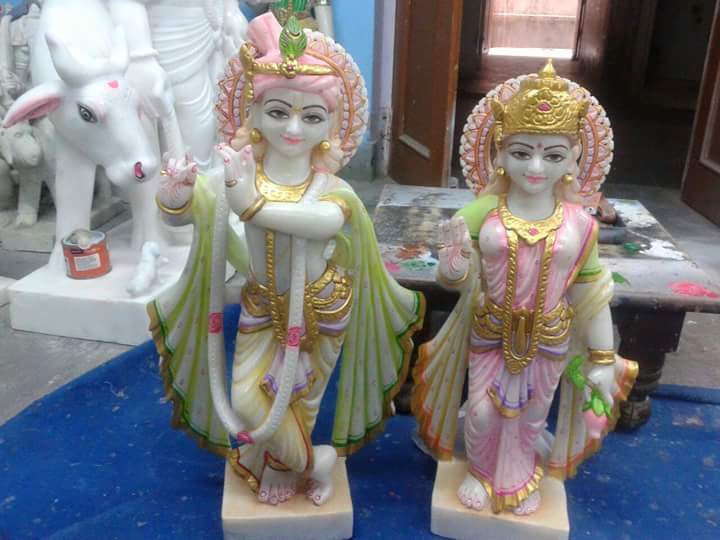 Eco-friendly Radha Krishna Statue