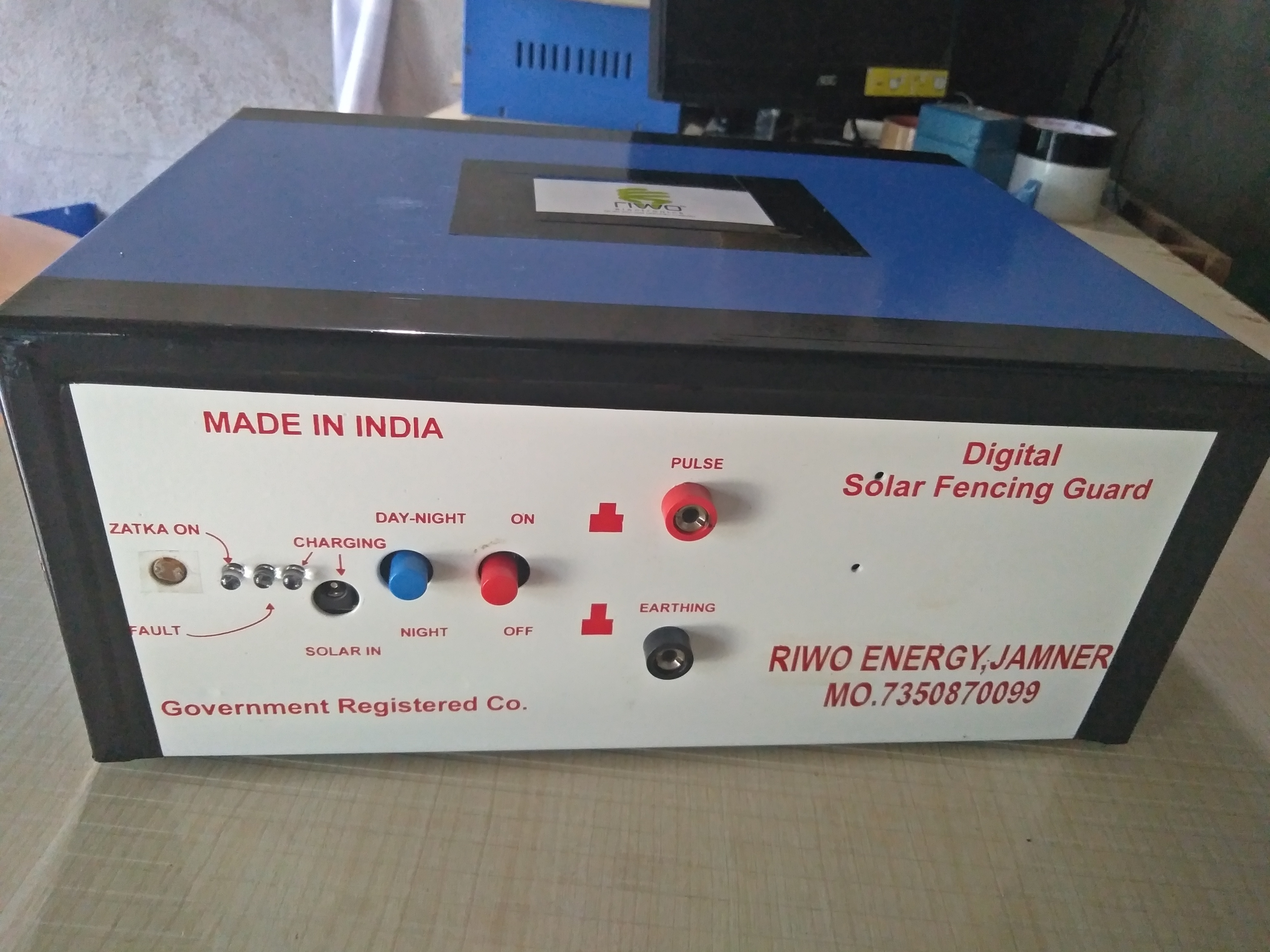 Digital Solar Fencing Guard