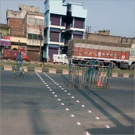 रोड स्टड्स