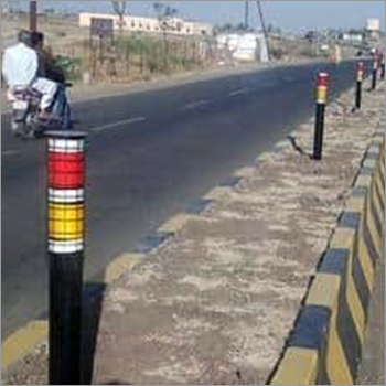 Road Delineator - Durable Reflective Plastic, Automatic Functionality | Robust Design, Excellent Visibility, Quality Assurance