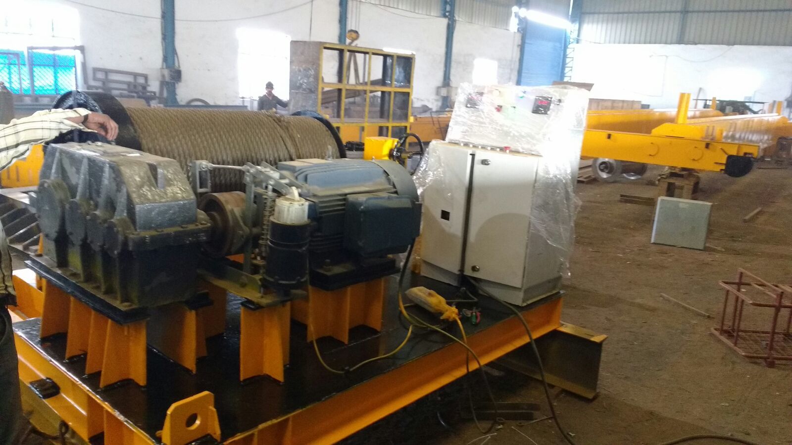 Electric Winch Machine - Mild Steel | 4 Mt Load Capacity, Electric Power Source, 10-48 Mm Wire Rope Diameter, 48 M/min Speed, Rugged Design