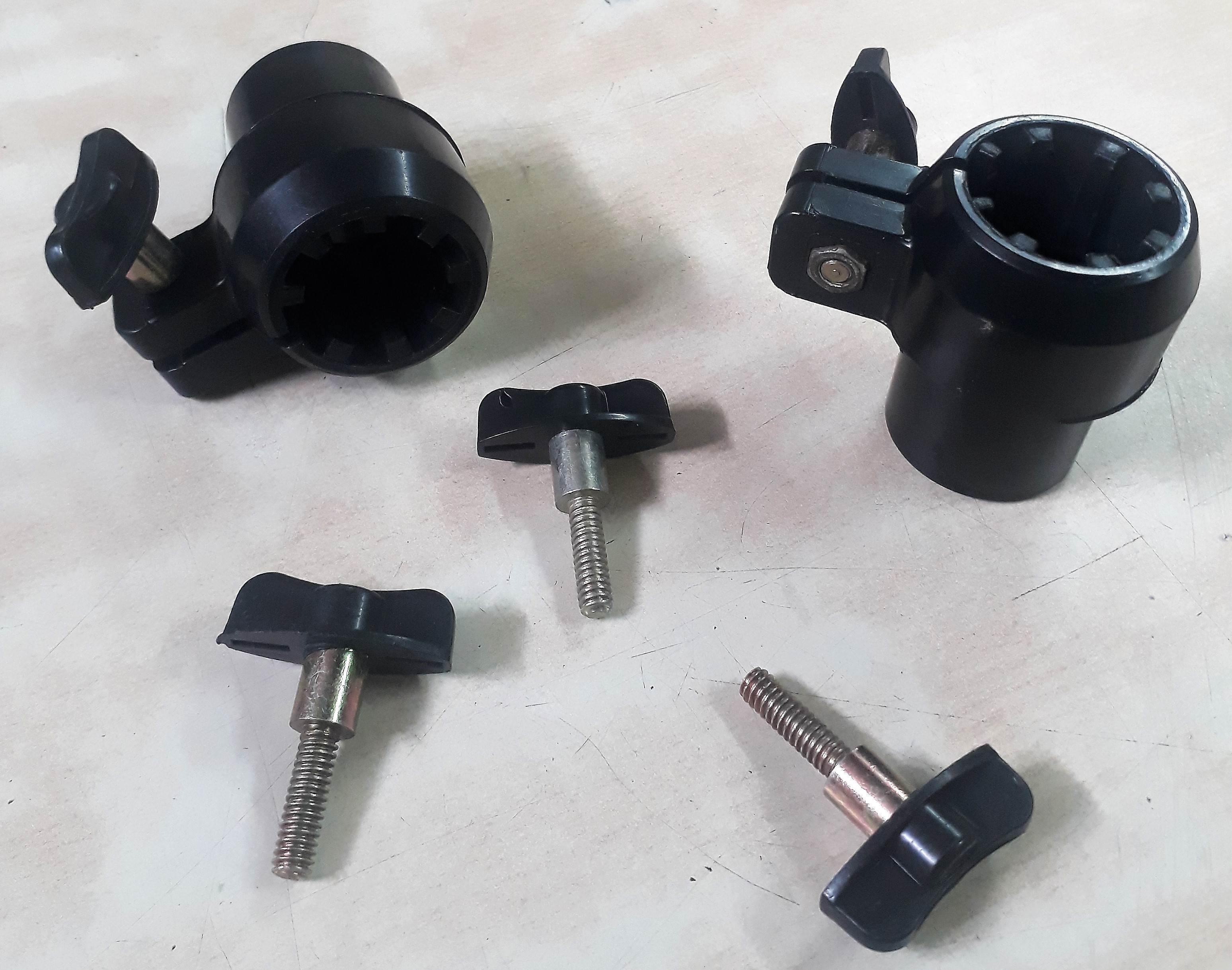Black Pedestal Fan Coupling