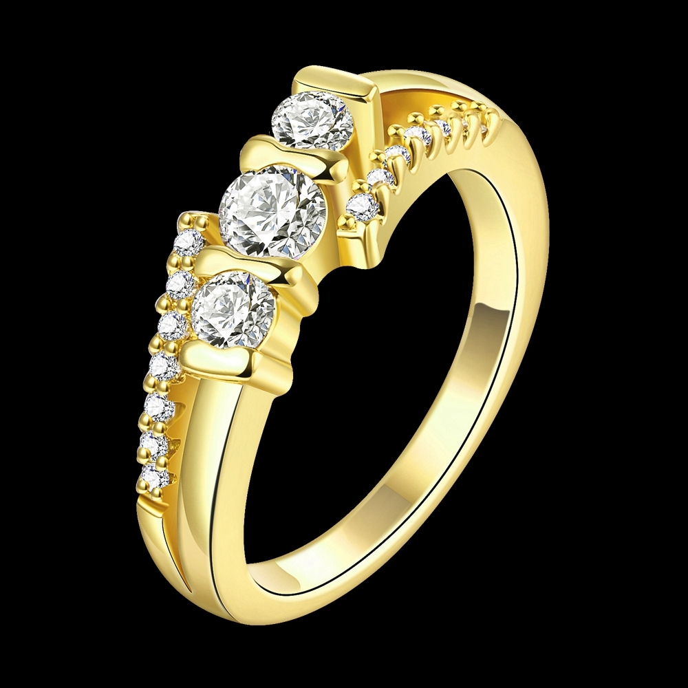 High Grade Crystal Golden Ring Gender: Unisex