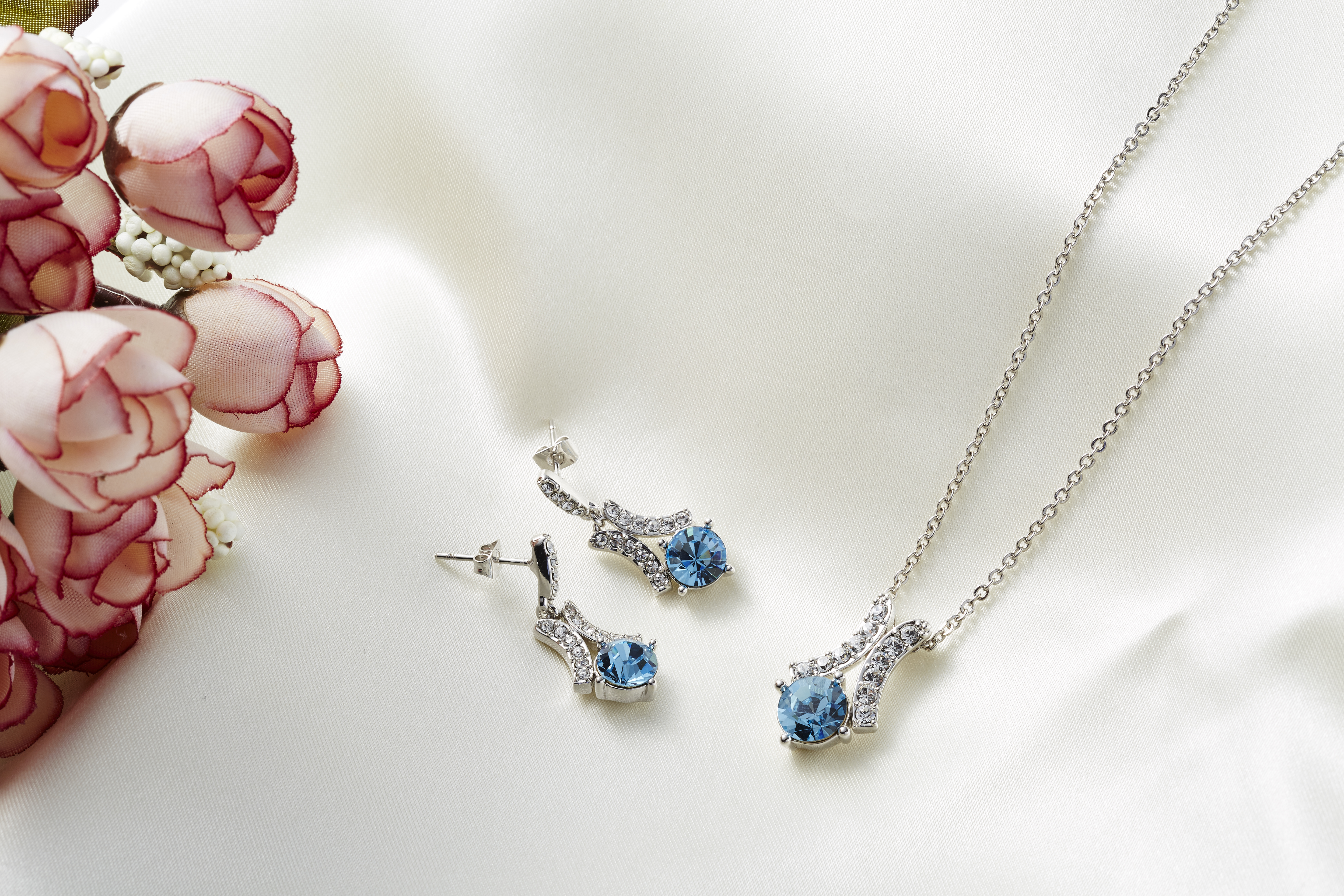 Crystals From Swarovski Vivacious Blue Crystal Pendant Set Gender: Women