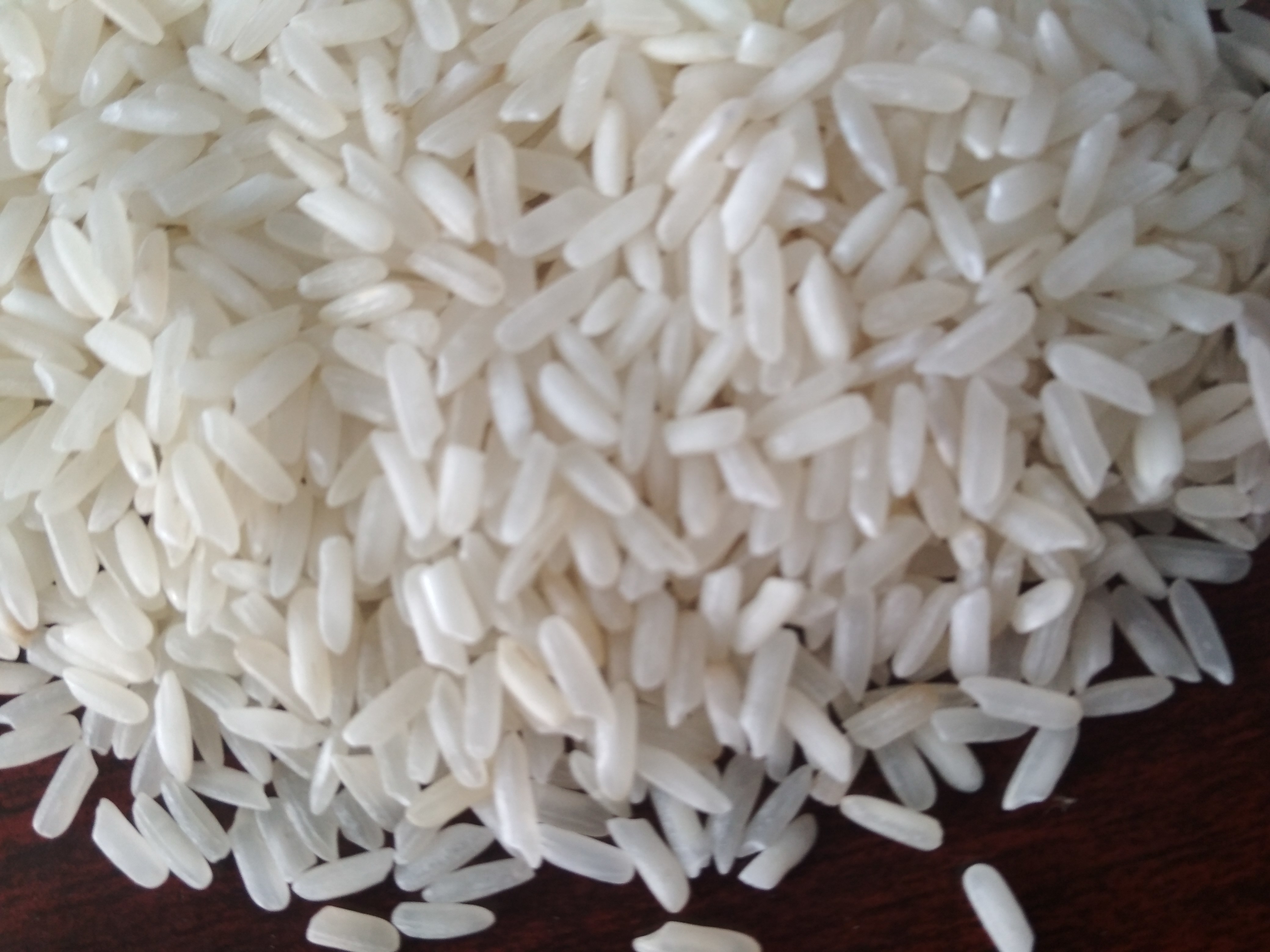 Ir 64 White Long Grain Rice - 5.8 To 6 Mm Size, 13% Moisture, 1% Admixture | Soft Texture, 100% Sortex Purity, Current Crop Year