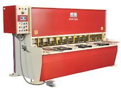 Hydraulic Shearing Machine - 2500mm Width, 20mm Thickness | Semi-Automatic, CNC-Controlled, Human Machine Interface, 20000Kg Capacity