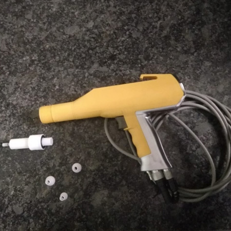 Powder Spray Gun Power Consumption: 220 Volt (V)