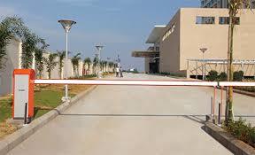 Road Boom Barrier - Metal Structure, White Finish | Durable, Weather-resistant, Automated Vehicle Access Control