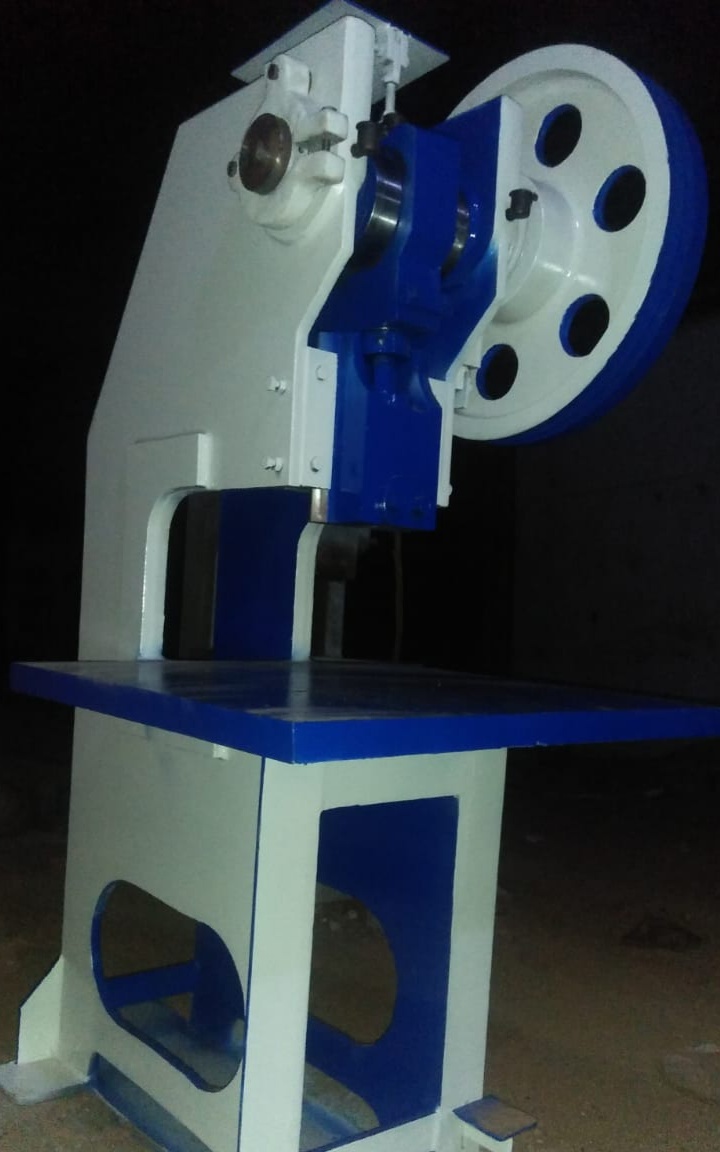 Chappal Cutting Machine