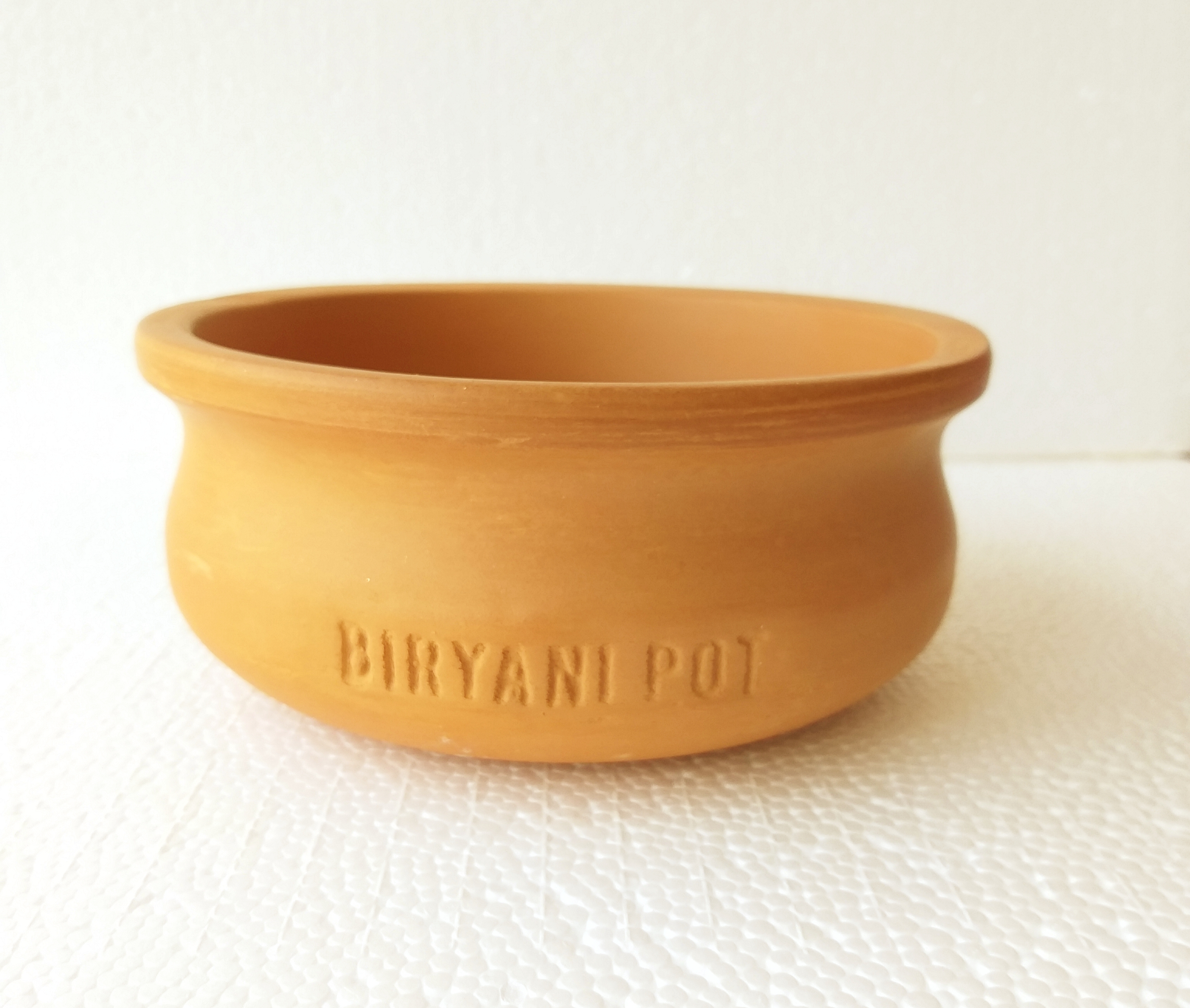 Clay Biryani Pot - 750 Ml Pure Red Clay | Enhances Rich Taste, Retains Nutrients, Microwave Safe, Weight 300g