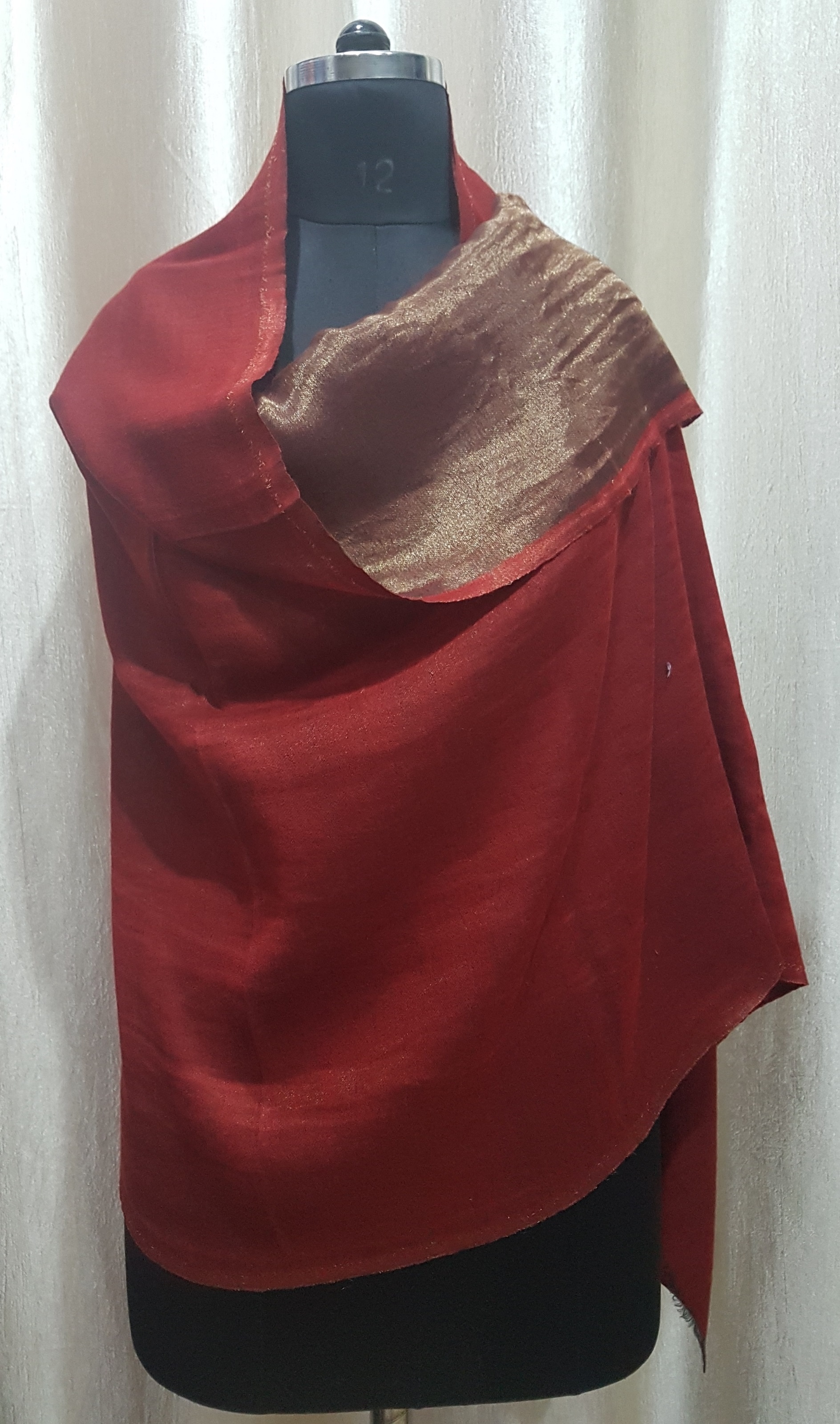 Assorted Fine Wool Reversible Zari Stoles