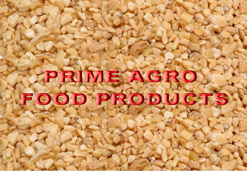 सूखे हुए लहसुन के कटे हुए टुकड़े