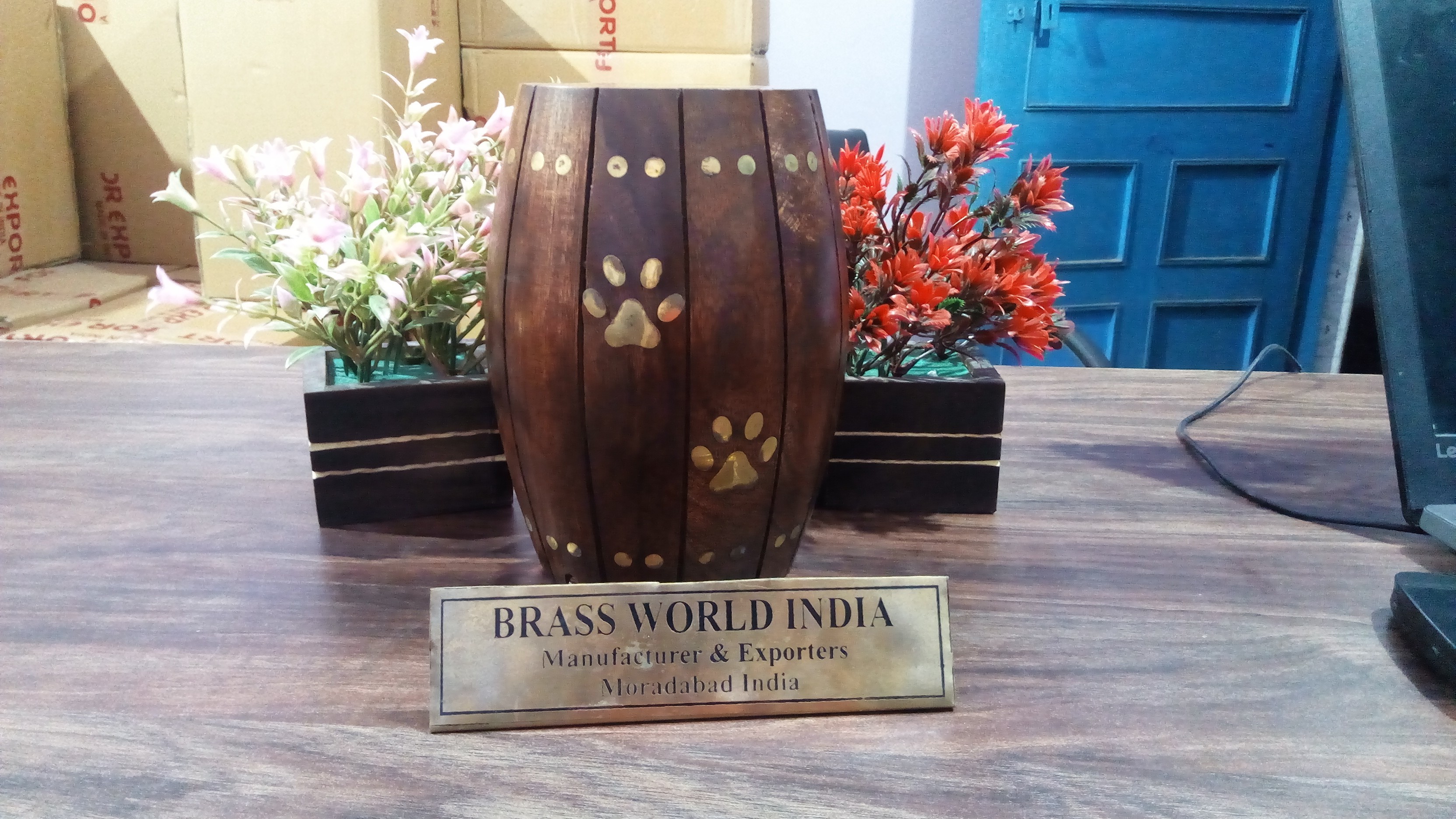 Wooden Pet Urn - Sheesham & Mango Wood Xtra Small To Extra Large Sizes Superior Quality Cremation Urn For Pets And Adults