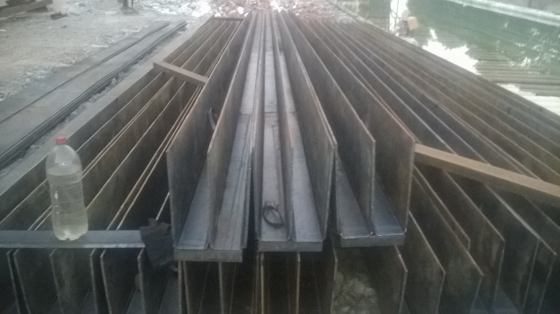 Pcc Pole Mould Fabrication - Steel, 8 To 11 Meters, Mild Steel Material | Mould Life Of 10 Years, Weight Between 450kg And 650kg