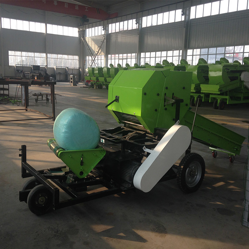 Semi Automatic Baler Wrapper Farmers Real Assistant Capacity: 2000 T/hr
