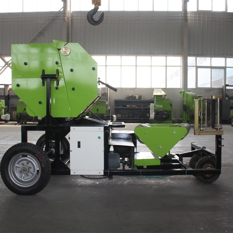 Semi Automatic Baler Wrapper Farmers Real Assistant Capacity: 2000 T/hr