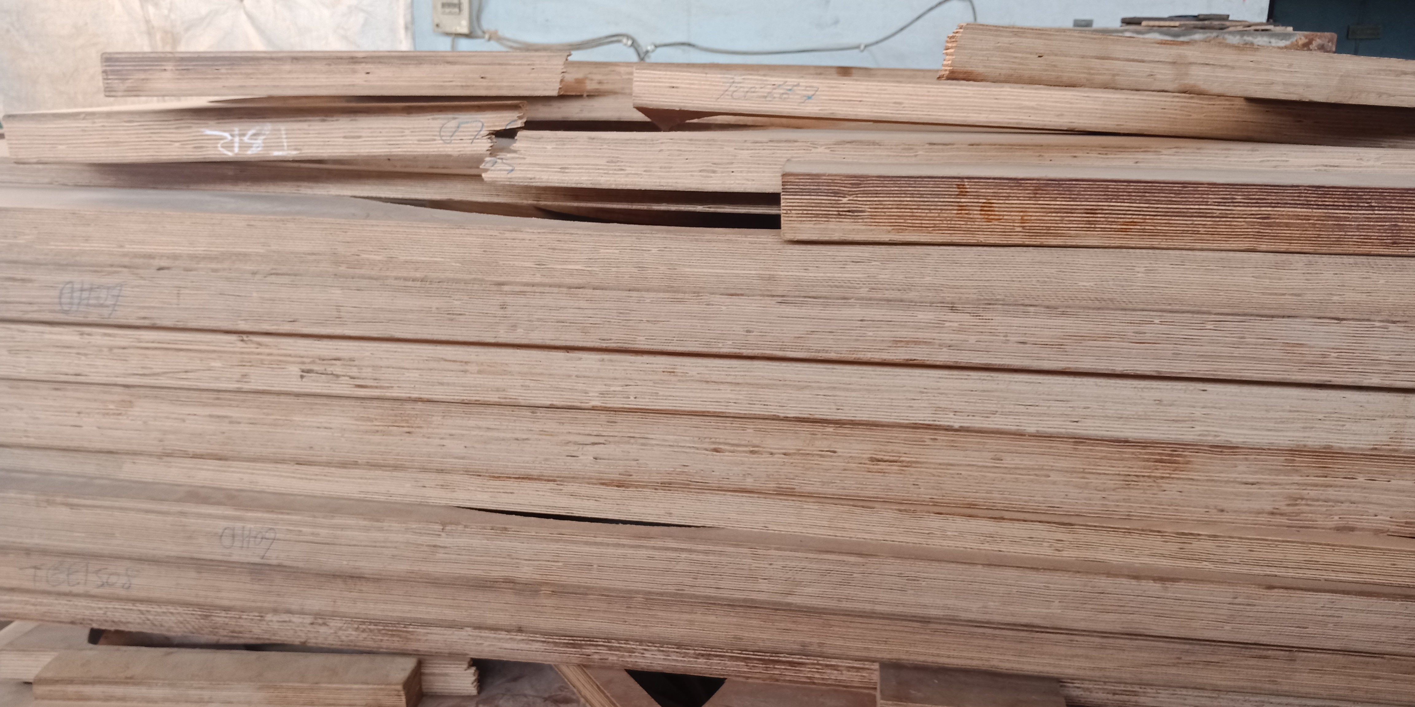 Permawood Ring - Non-impregnated Compressed Wood Laminate, High Mechanical Strength, Excellent Dimensional Stability, Easy Mounting