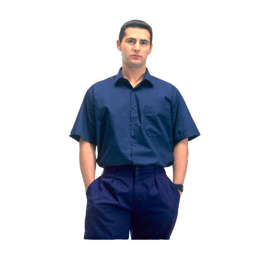 कार्यकर्ताओं की शर्टें