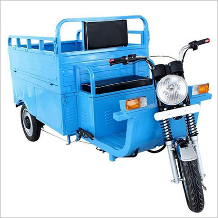 Three Wheeler Battery Loader