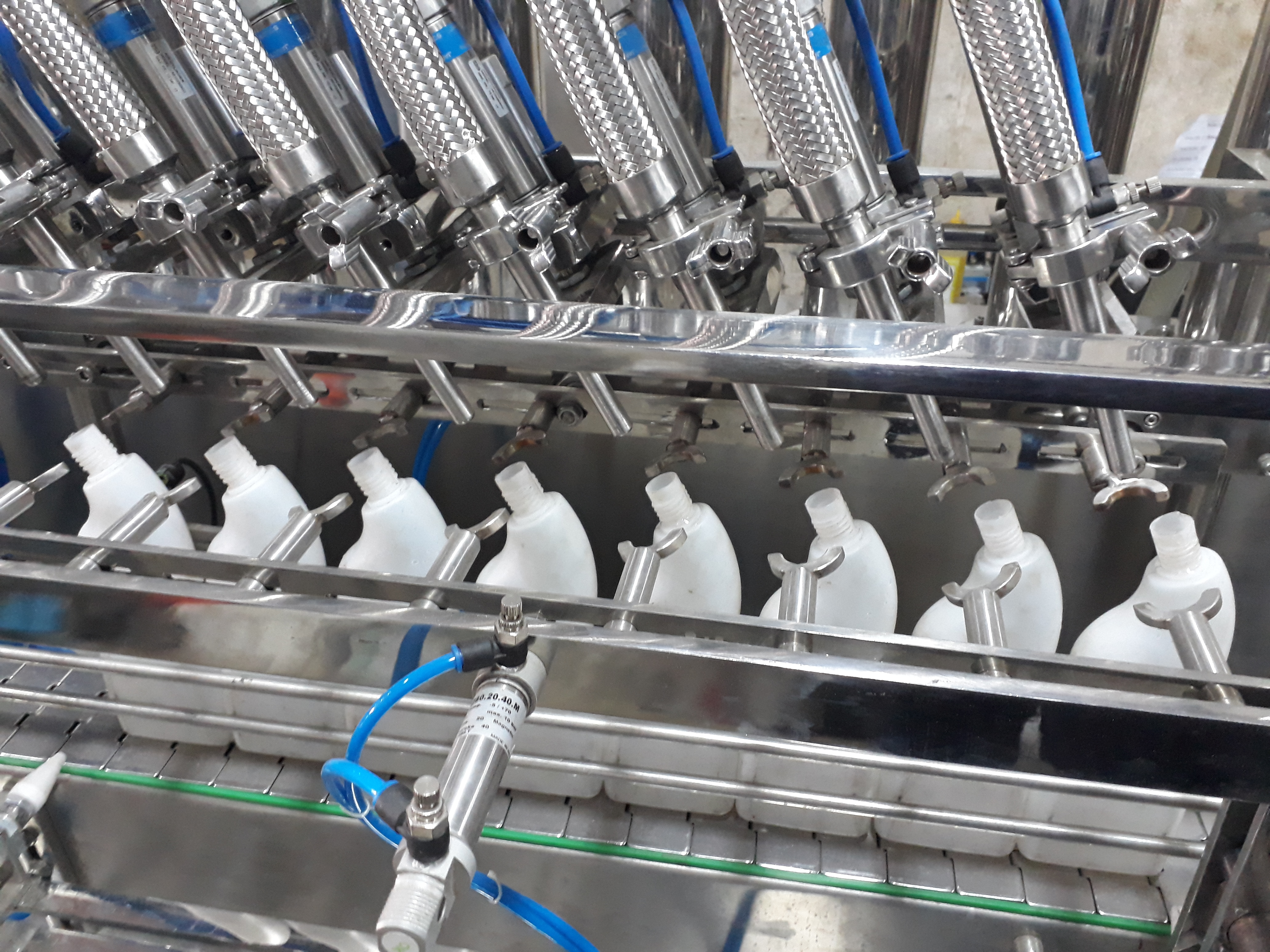 Liquid Paste Oil Filling Machine - Application: Medical