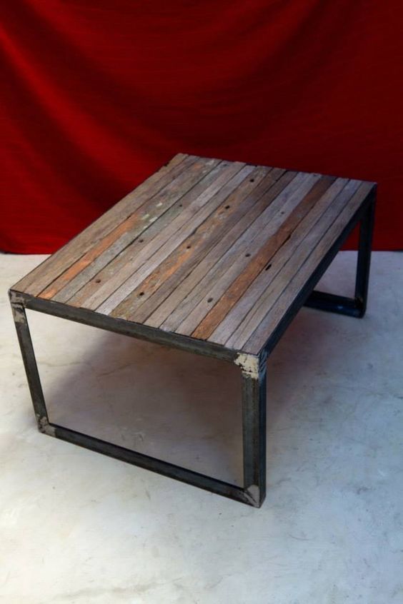 Smooth Finishing Coffee Table With Rivets