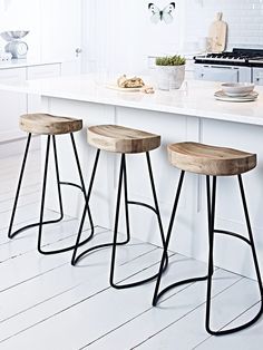 Bar Stools For Kitchen Counter - Iron With Antique Finish, Natural Color, Elegant Design, Indoor Use, Smooth Glossy Surface Finish, No Assembly Required