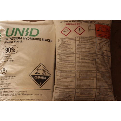 Caustic Potash - High Purity, 99%+ Concentration | Versatile Chemical for Industrial Applications, Effective pH Regulation
