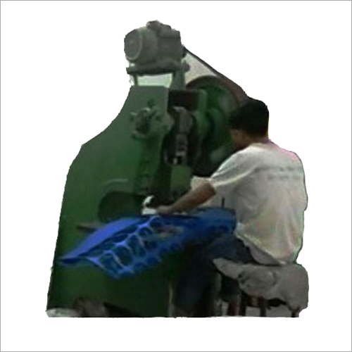 सोल कटिंग मशीन पावर ऑपरेटेड