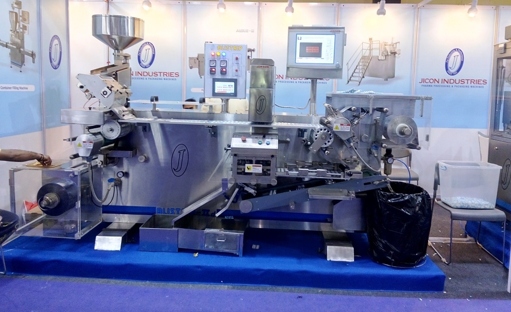 Automatic Pharmacy Blister Packing Machine