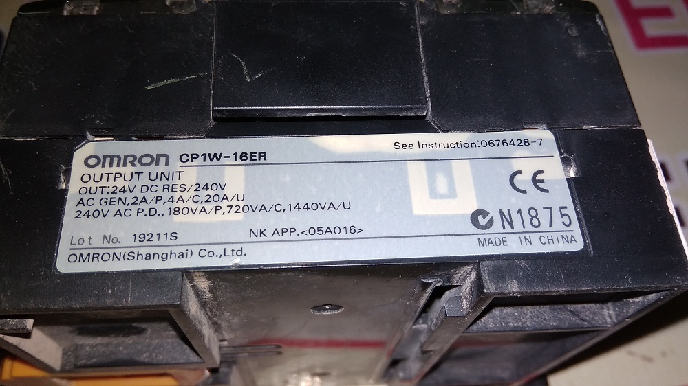 Omron Cp1w-16er Plc