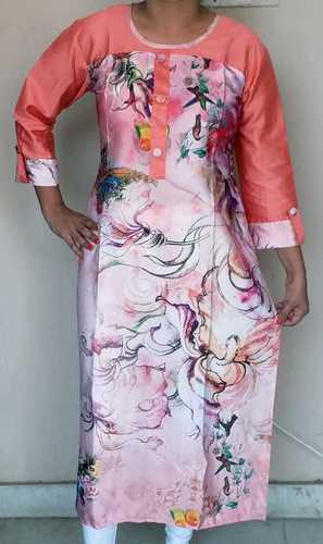 डिजिटल प्रिंट क्रेप कुर्ती