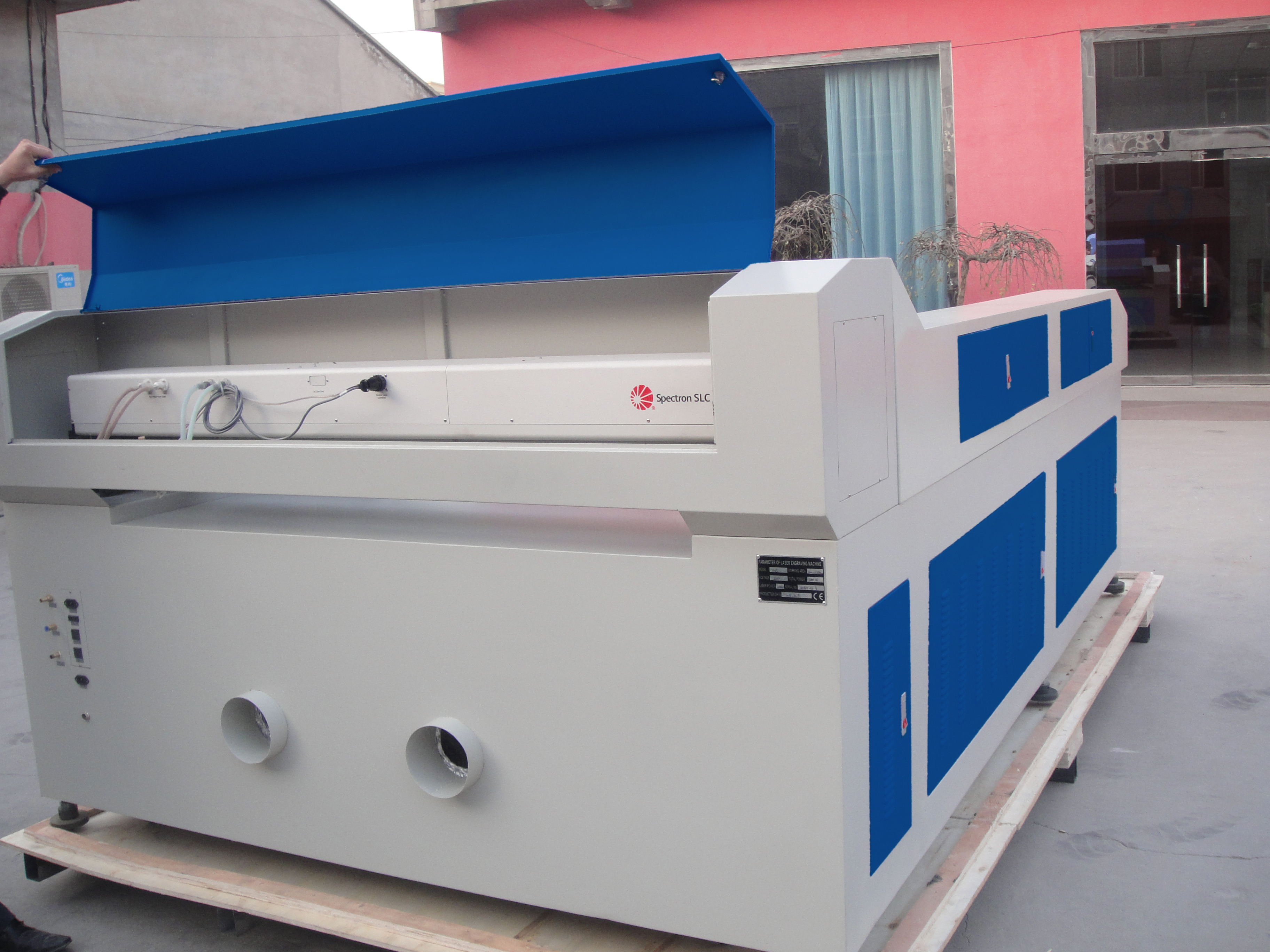 Automatic 1325 Flat Bed Co2 Laser Cutting Machine