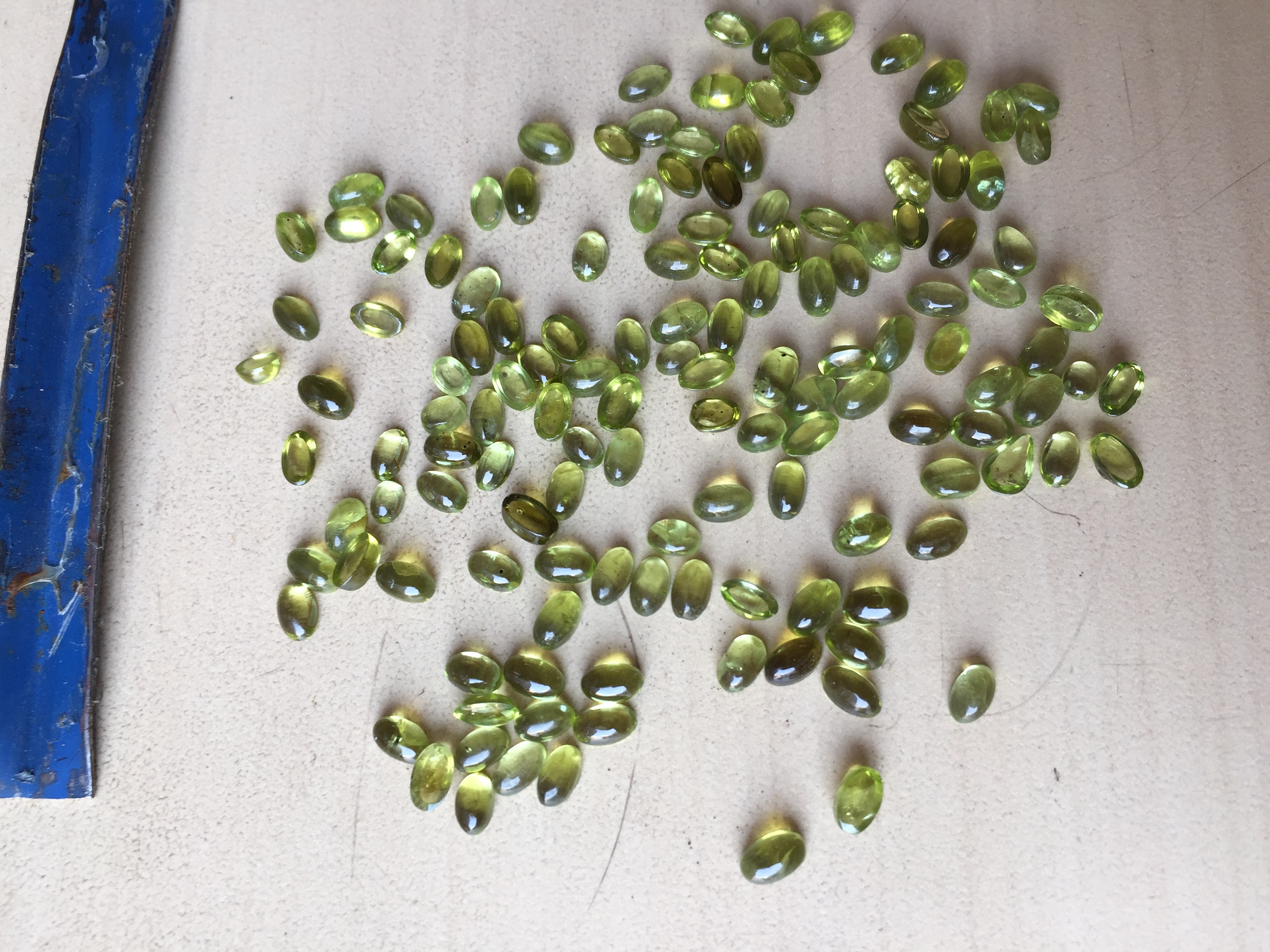 Peridot Cabutions Polished Stone - Oval Cabochon 3-5mm , Olive Green Natural Gemstone With Elegant Look And Versatile Use For Jewelry Making