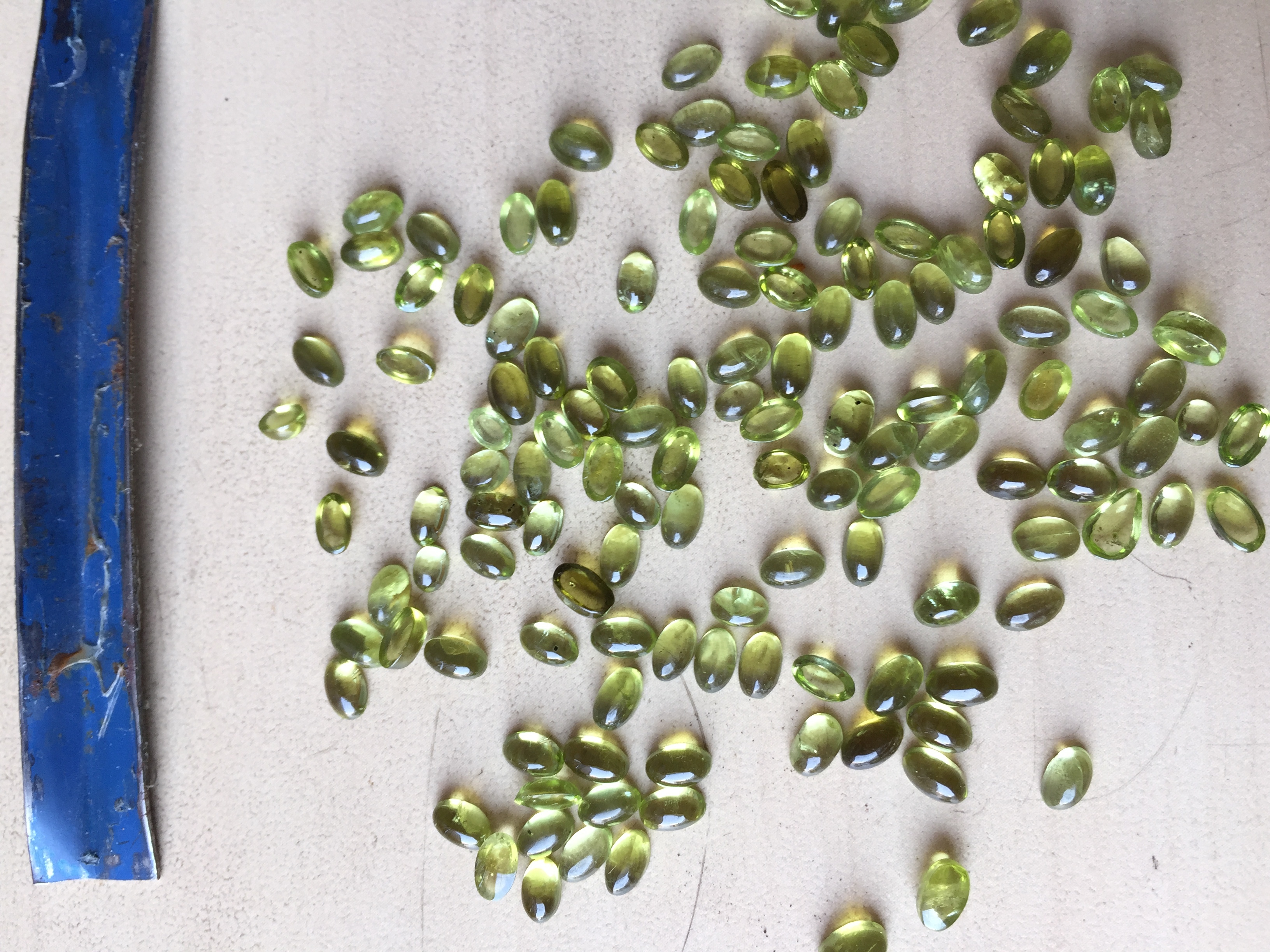 Peridot Cabutions Polished Stone - Oval Cabochon 3-5mm , Olive Green Natural Gemstone With Elegant Look And Versatile Use For Jewelry Making