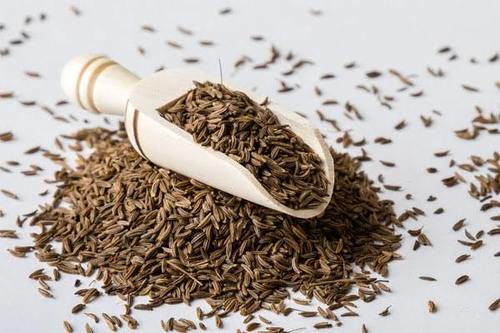 Cumin Seeds - Whole Spice, Purity 98-99.5%, Moisture 7-8%, Volatile Oil 2.5% | Allergen Compliant, Distinct Taste, Sustainable, Weed Free