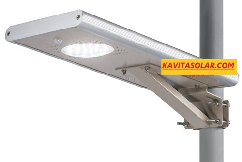 Silver Solar Integrated Street Light 15W