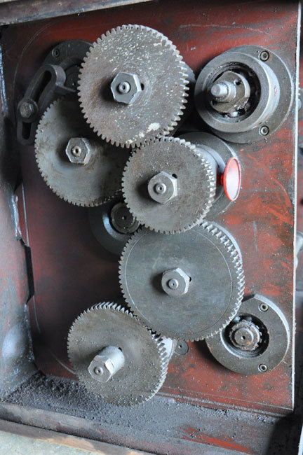 Textile Machine Gears - Steel, Variable Dimensions | Cost Effective, Easy Maintenance, High Durability, Increased Efficiency, Long Lifespan, Precise Engineering, Smooth Operation, Customizable Gear Ratio