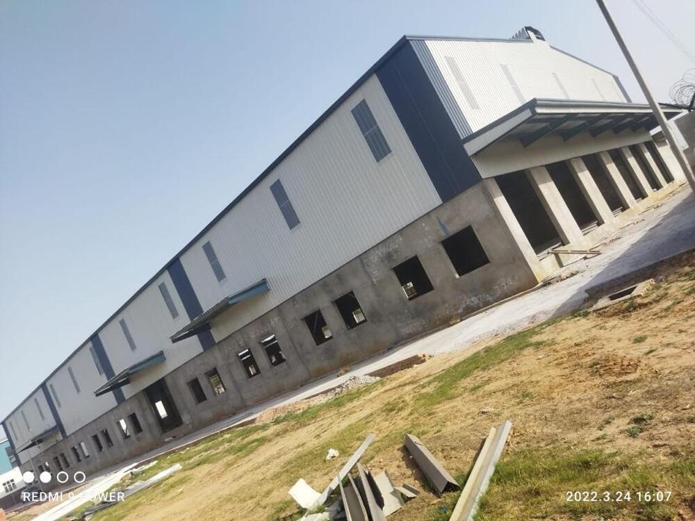Pre Engineered Steel Building Structure - Color: As Per Requirement