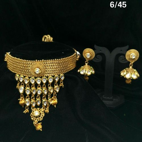Artificial Necklace Gender: Women