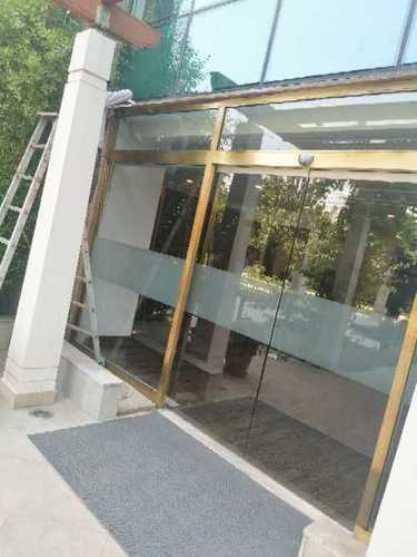 स्वचालित दरवाजा