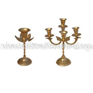 पीतल का मोमबत्ती धारक