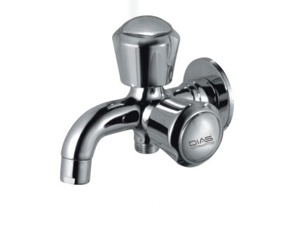 फ्लैंग के साथ ब्रास 2 वे बिब कॉक