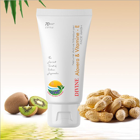 Gel Aloevera Extract & Vitamine E Face Wash