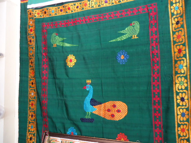 Bhavani Silk Carpet - Bhavani Jamakkalam Air Ventilate