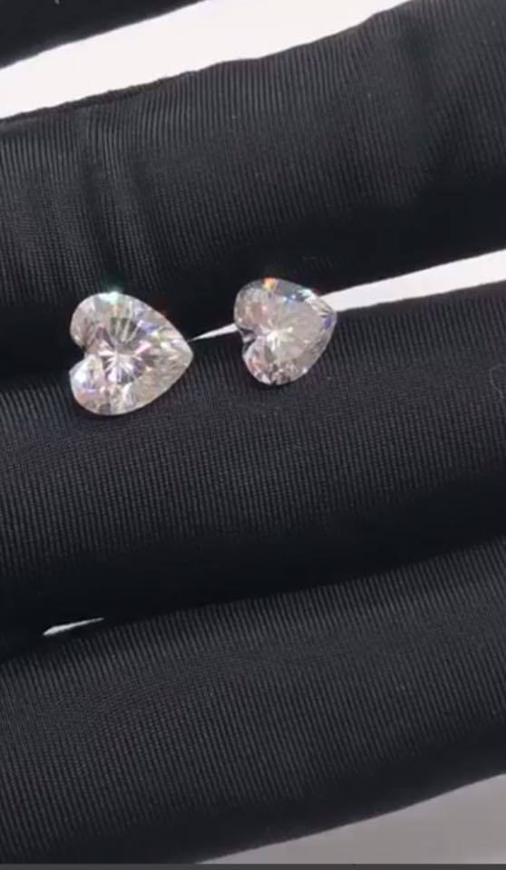 Fancy Diamond Diamond Carat: .50 Carat